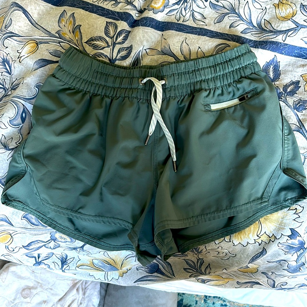 Vuori Clementine Shorts Oregano